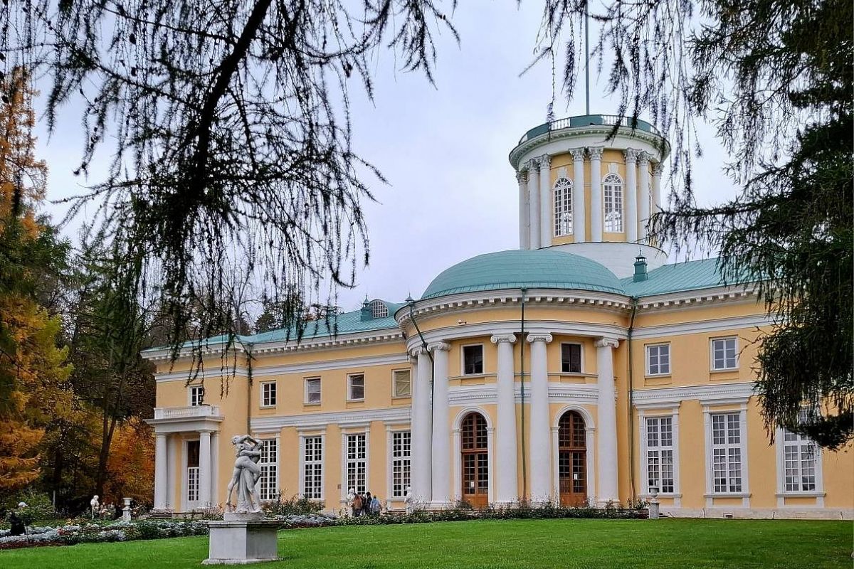 Усадьба Архангельское