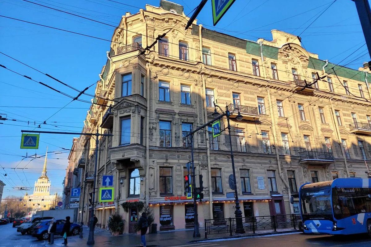 Новогодние праздники в Санкт-Петербурге для школьных групп