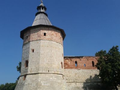 Древний Зарайск- родовая усадьба Достоевских "Даровое". Для организованных групп.