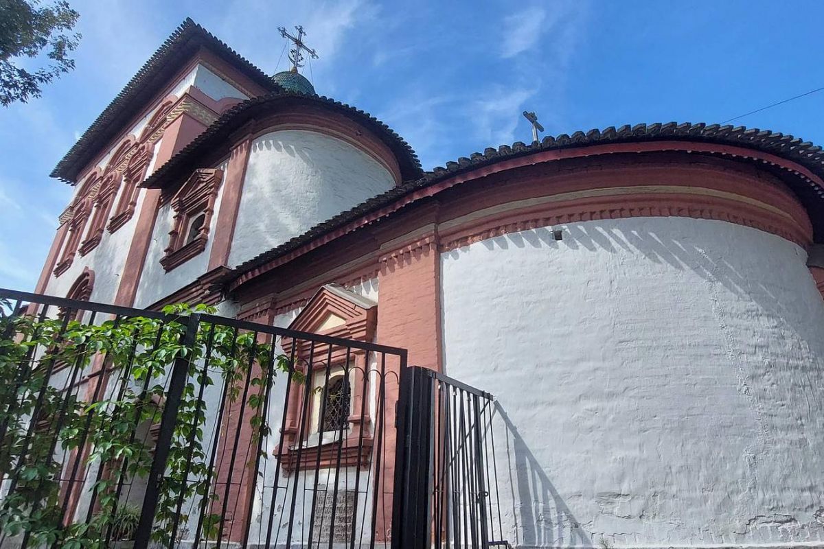 Пешеходная экскурсия по исторической Москве Ивановская горка