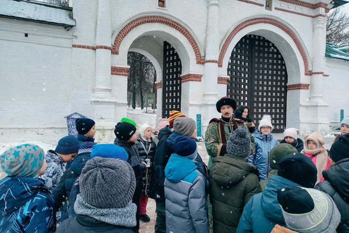 "Время зимних чудес" в Коломенском. Для школьных групп