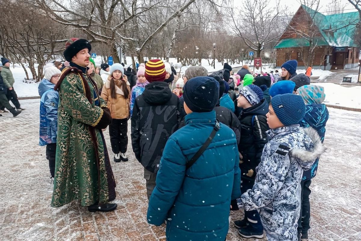 "Время зимних чудес" в Коломенском. Для школьных групп