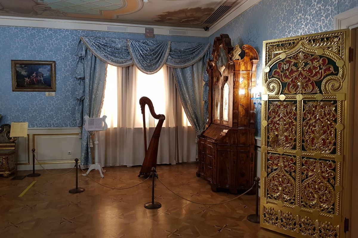 Дворцы и парки Москвы. Приём школьных групп