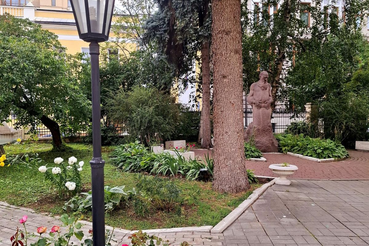 Тематические экскурсии для детей в музее Л.Н. Толстого на Пречистенке