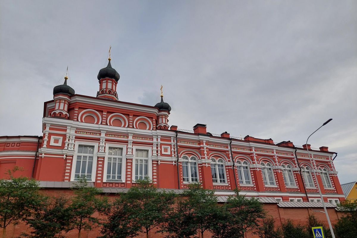 Пешеходная экскурсия Монастыри Белого города Высоко-Петровский – Рождественский- Сретенский