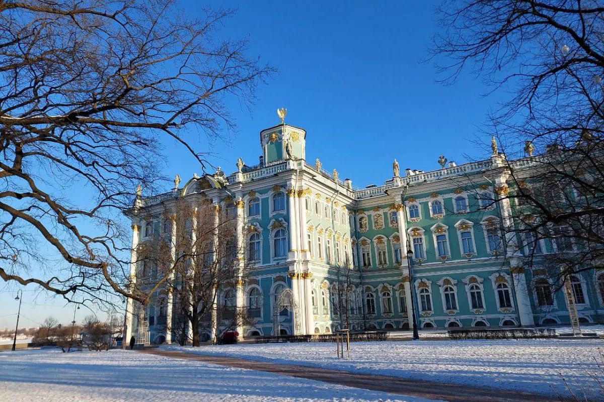Новогодние праздники в Санкт-Петербурге для школьных групп