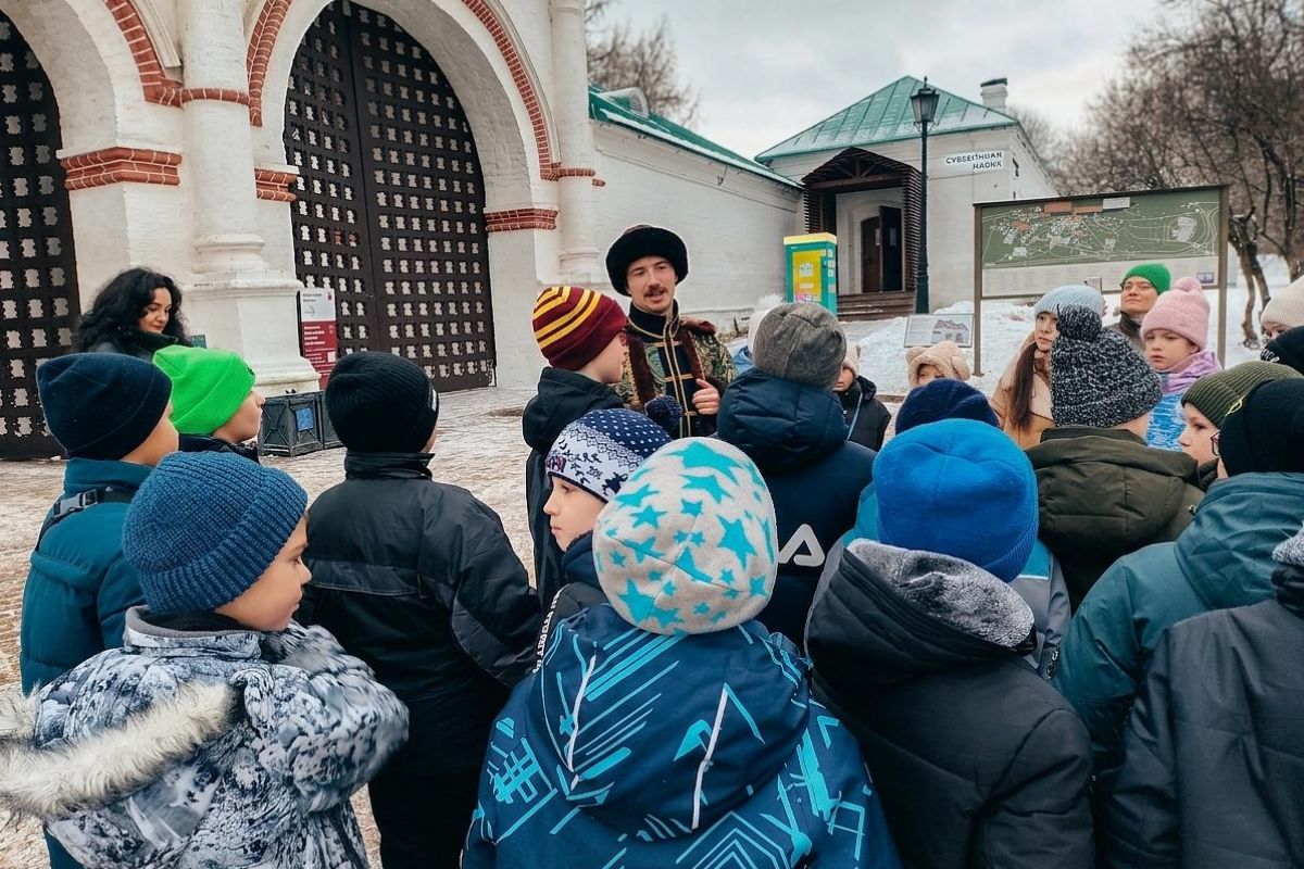 "Время зимних чудес" в Коломенском. Для школьных групп