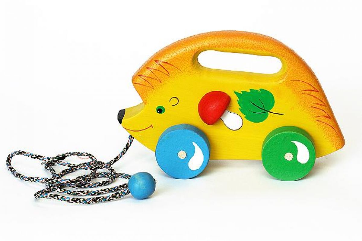 Фабрика русской народной деревянной игрушки «Климо». Школьники